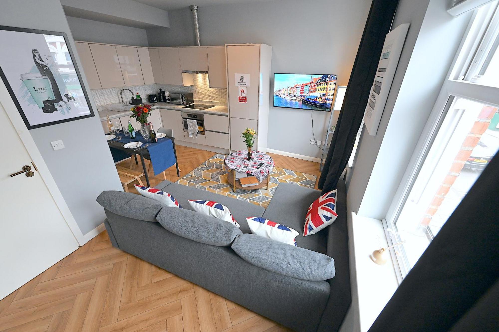 1 Bedroom Flat In Wood Green Piccadilly Line Londres Exterior foto
